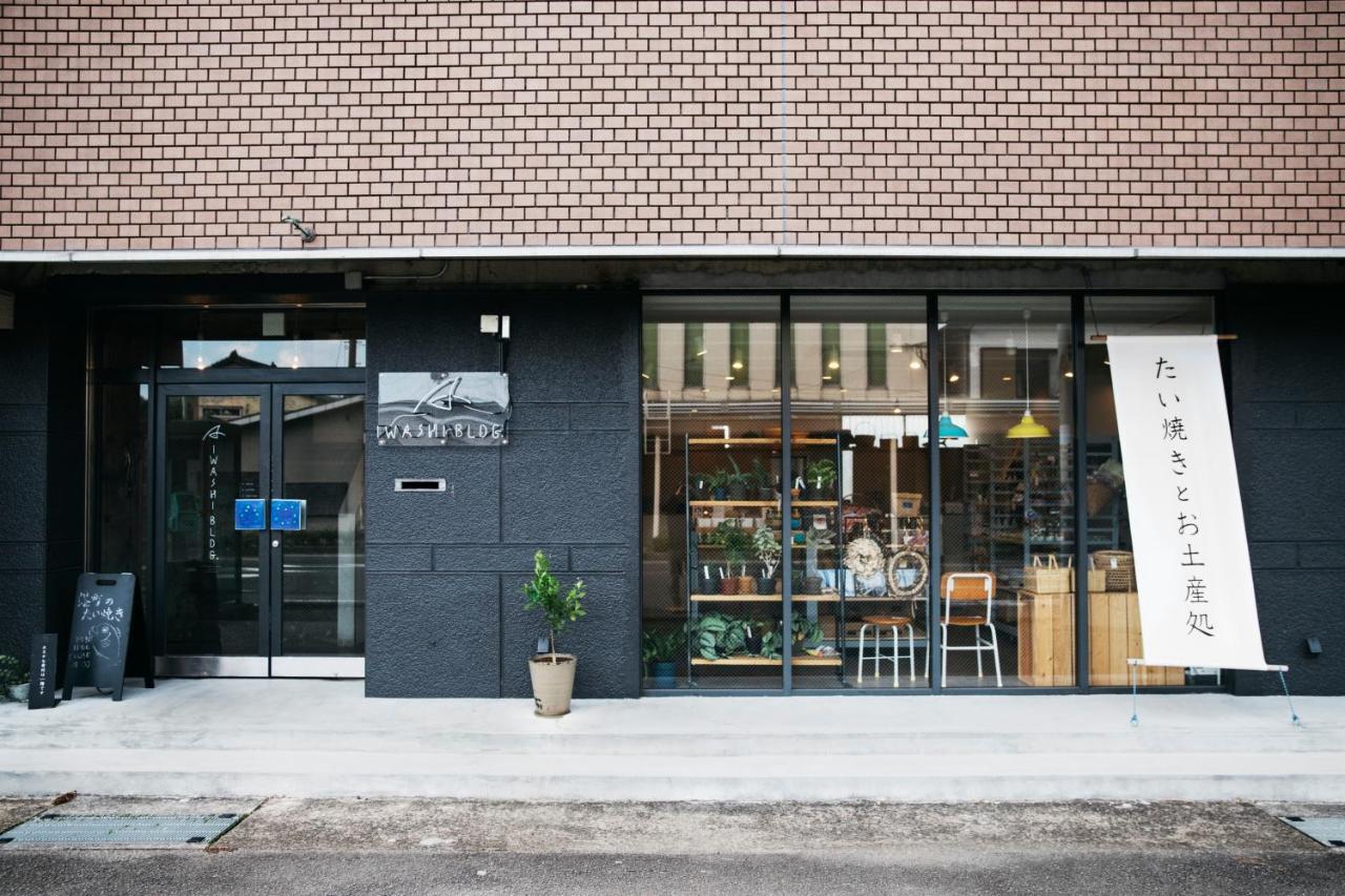 Iwashi Building Hostel Akune ภายนอก รูปภาพ
